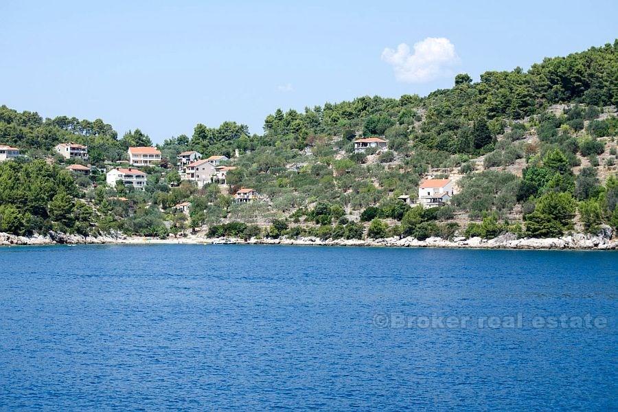 Buidling land by the sea, for sale