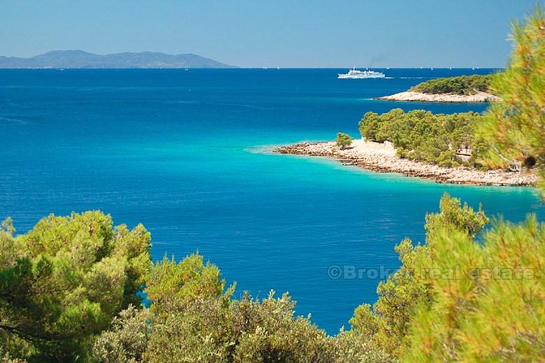 A unique and beautiful building plot of 3000 m2