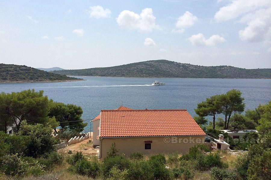 Building land, for sale