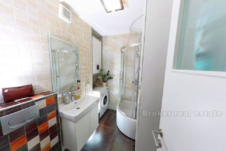 10 4006 30 Split Visoka apartment for rent