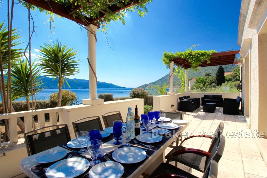 003 3968 30 detached private residence Peljesac for sale