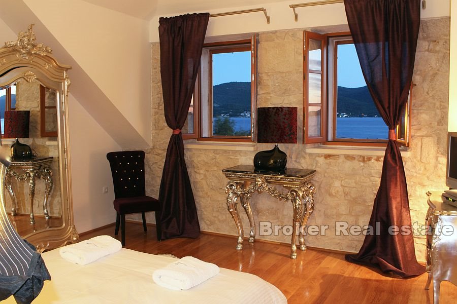 011 3968 30 detached private residence Peljesac for sale