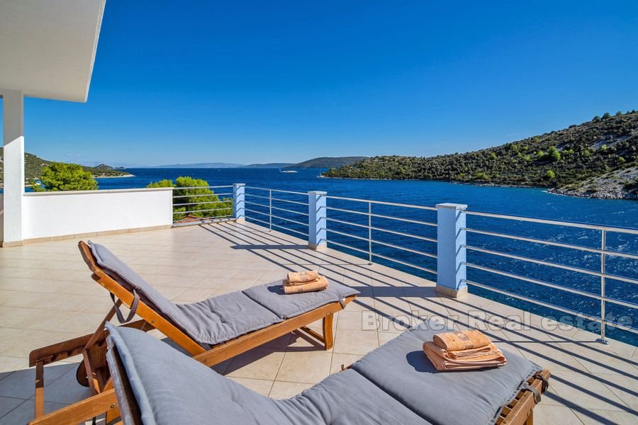 003 4515 30 trogir villa with swimming pool for sale