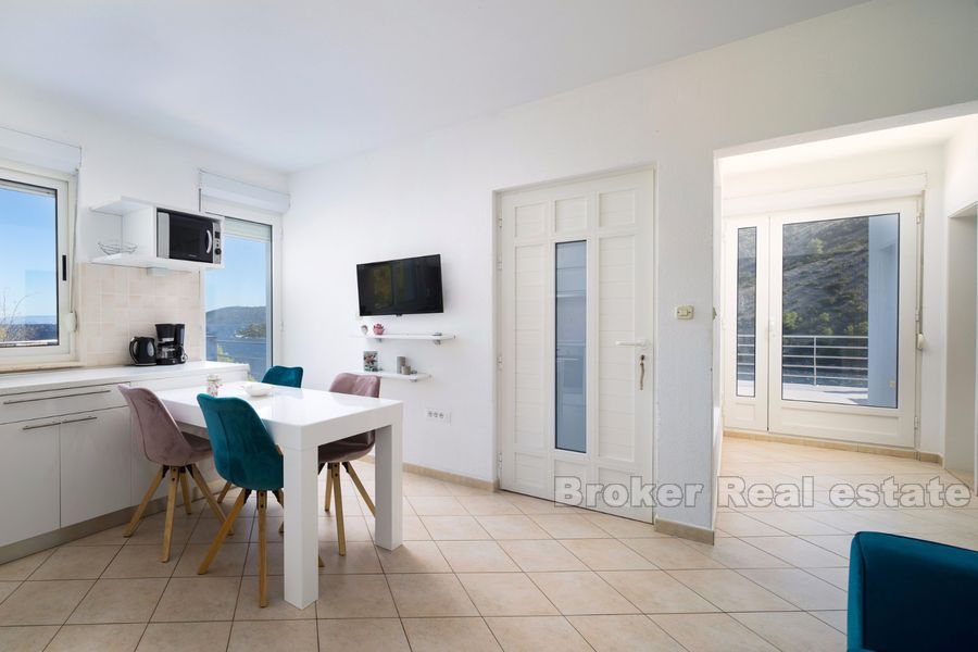 012 4515 30 trogir villa with swimming pool for sale