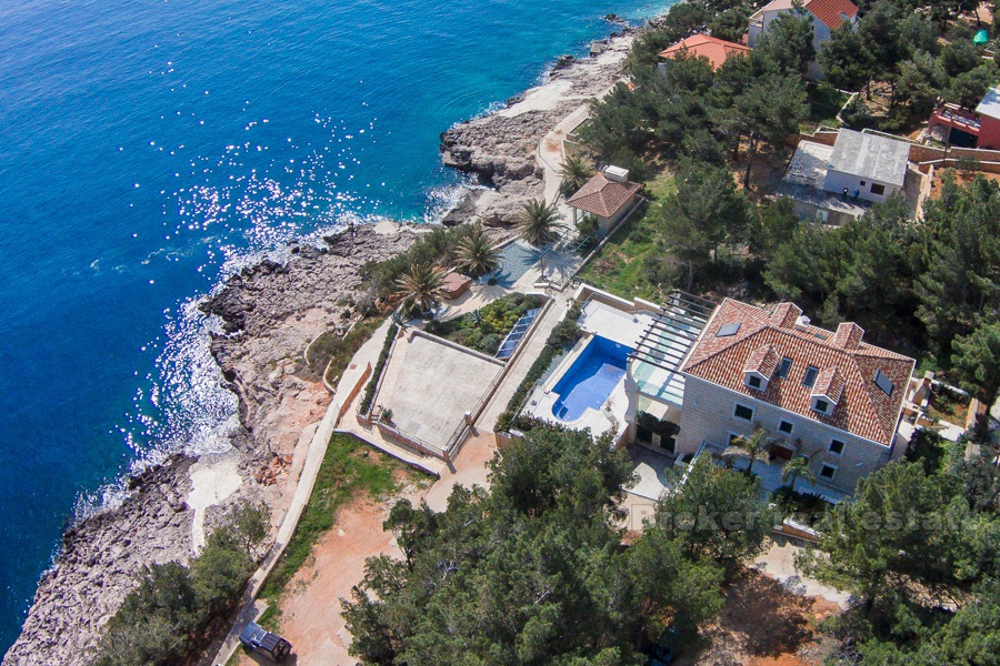 01 2011 13 Hvar House waterfront swimming pool for sale