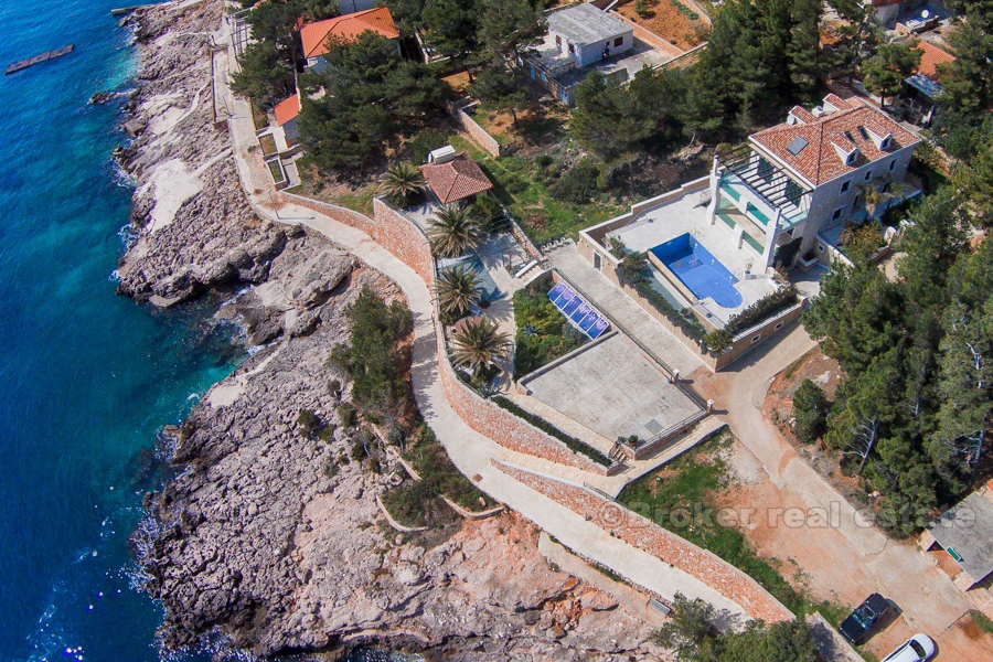 02 2011 13 Hvar House waterfront swimming pool for sale