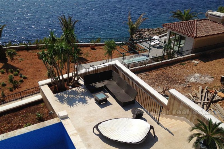 12 2011 13 Hvar House waterfront swimming pool for sale