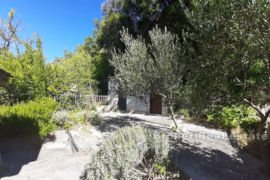 010 2016 257 near omis dalmatian stone house for sale