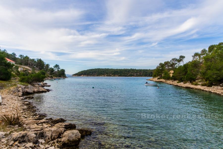 007 2011 80 Brac house land waterfront for sale
