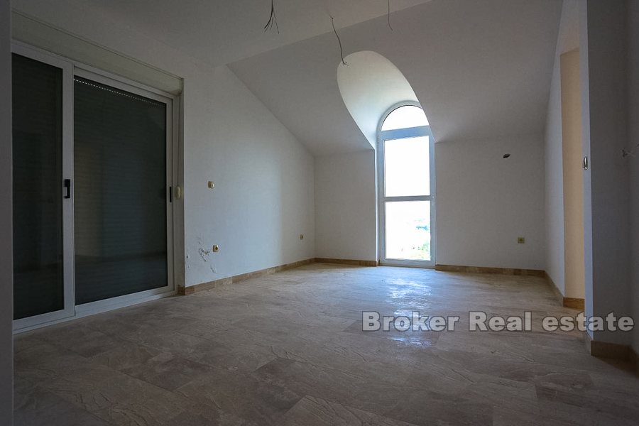 017 2019 29 rogoznica apartment house with pool for sale