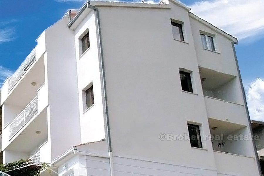 02 3375 30 Omis Apartment house sea view