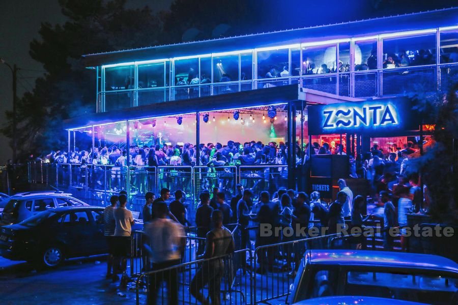 008 2015 128 Split zenta nightclub for rent