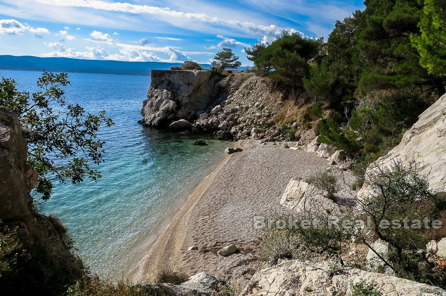 16 2011 84 Omis area house land seafront for sale