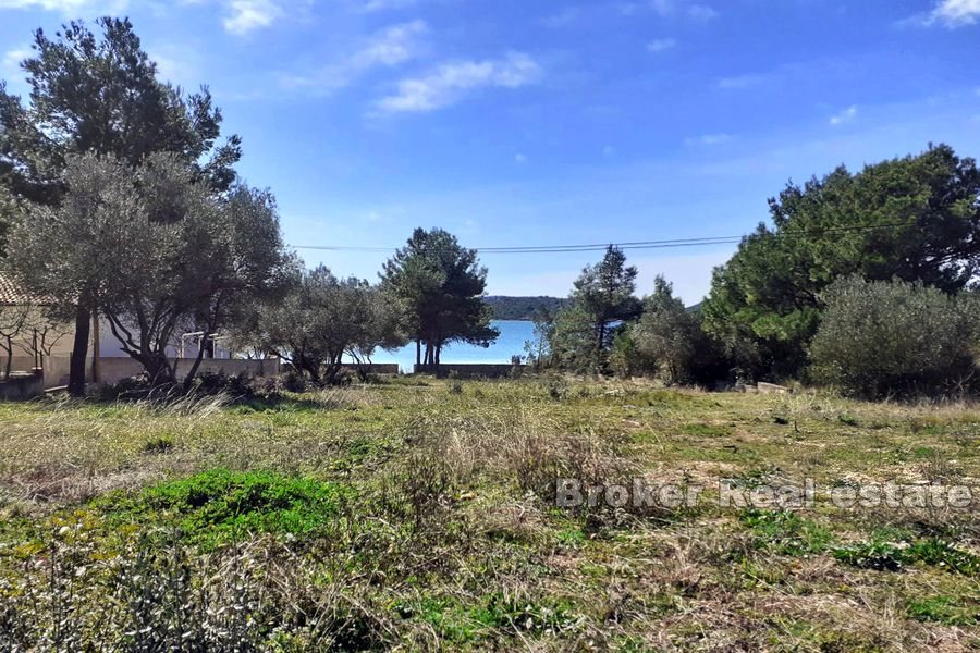 003 2021 222 near sibenik building land by the sea for sale