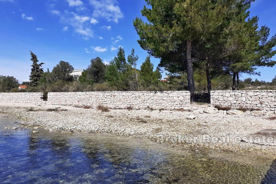 005 2021 222 near sibenik building land by the sea for sale