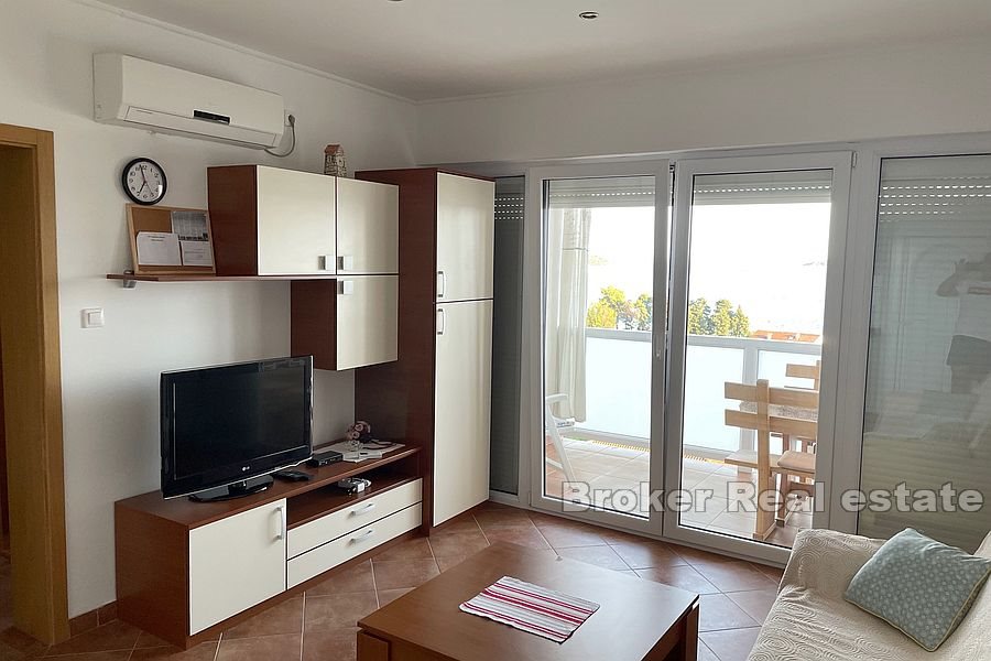 001 4956 30 Orebic apartment sea view for sale