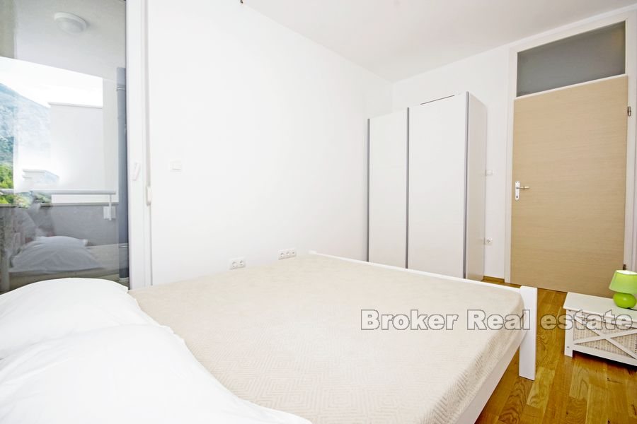 013 4978 30 makarska three bedrooms apartment for sale