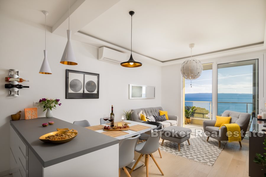 06 2022 226 Split apartment for rent sea view