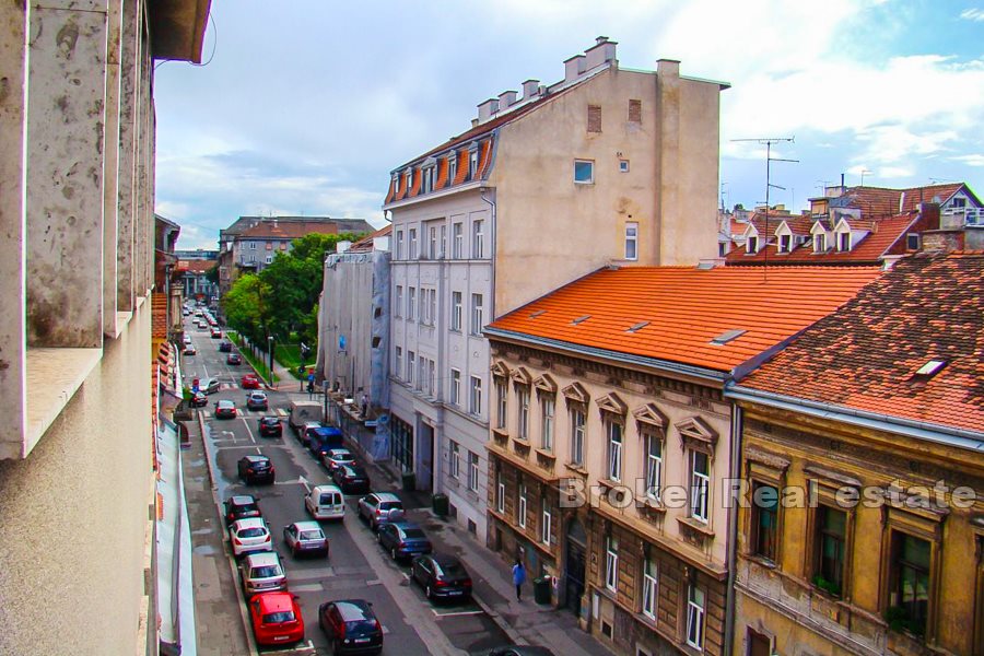 07 2016 438 Zagreb center hoste for rent