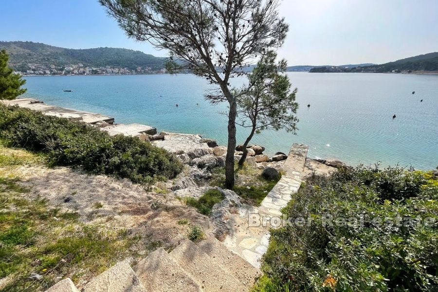016 2021 266 Rogoznica house first row to the sea for sale