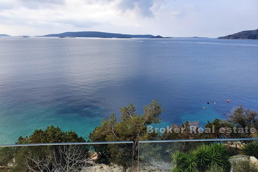 009 2018 155 island ciovo seafront house with pool for sale1
