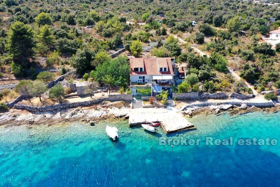 001 2024 105 island drvenik seafront house for sale