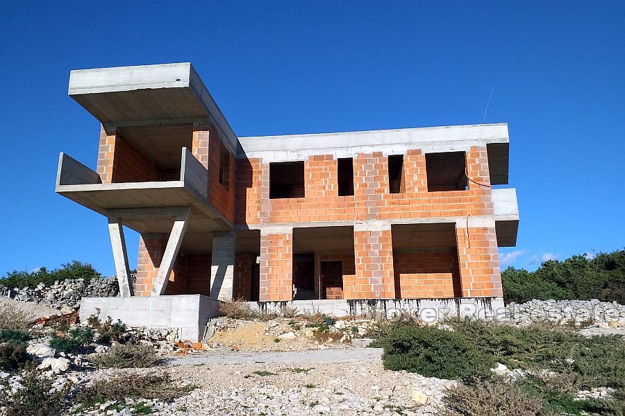 004 5001 30 island pag villa with pool under construction for sale