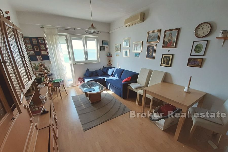 001 2016 449 one room apartment first rowe to the sea