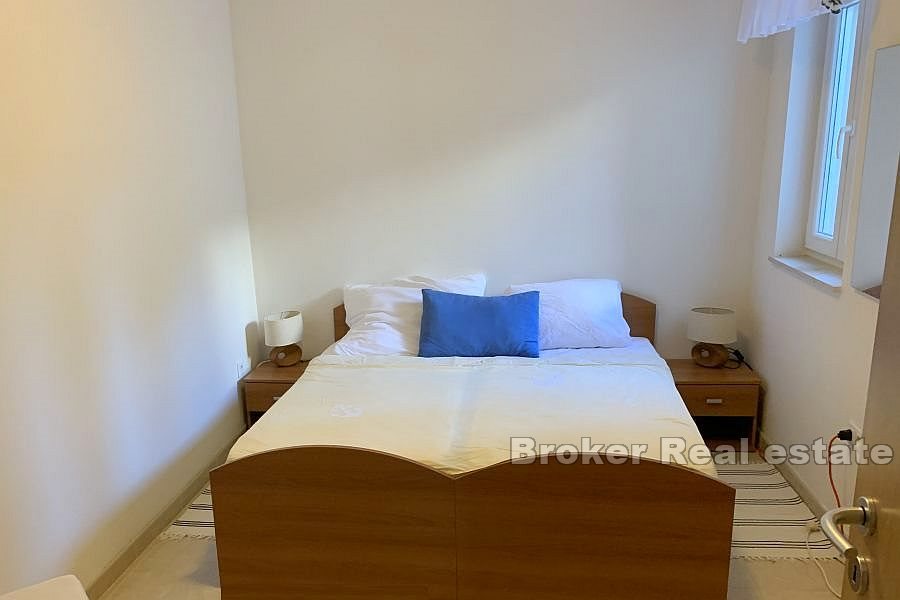 0006 5002 30 island brac three bedroom apartment with seaview for sale