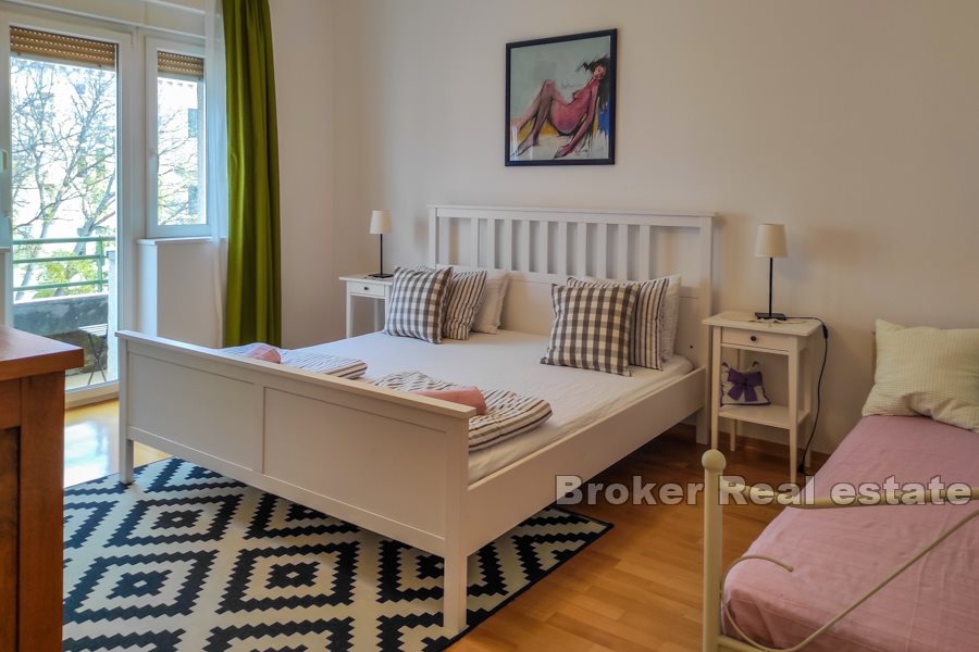 007 2024 116 Split centar comfortable three bedroom apartment for rent