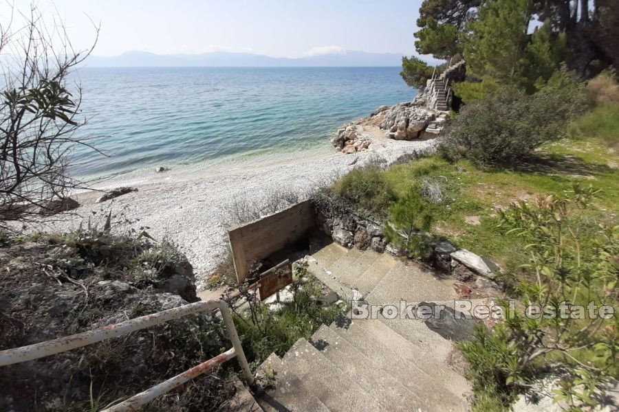 011 2016 460 Makarska detached house by the sea for sale