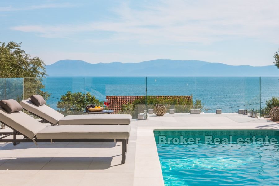 0019 2026 67 Makarska unique luxury villa with sea view for sale