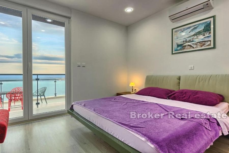 010 2025 74 Omis modern villa with pool and sea view