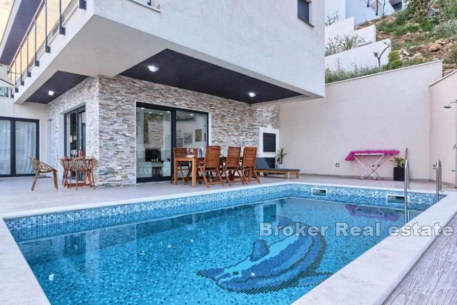 017 2025 74 Omis modern villa with pool and sea view