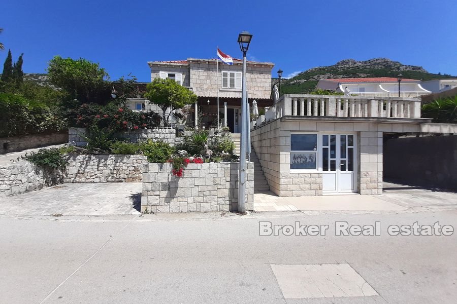 010 2016 462 Stone house first row to the sea Peljesac for sale