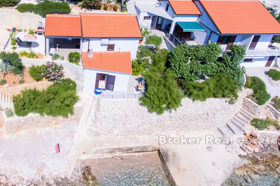 001 2018 162 Zadar house in the first row to the sea for sale