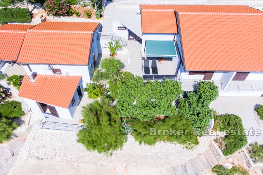 017 2018 162 Zadar house in the first row to the sea for sale