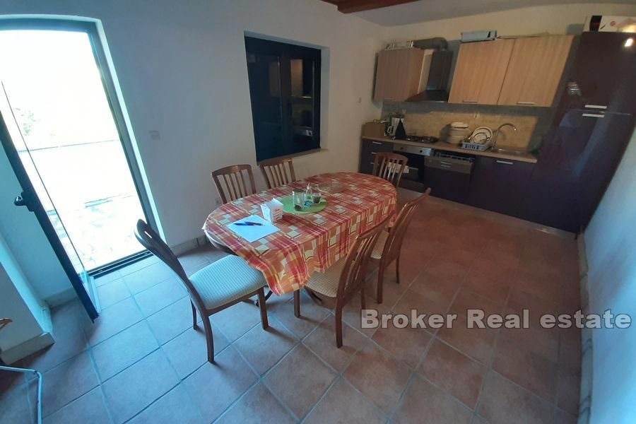 007 2016 463 Detached house in the town of Orebic on Peljesac for sale
