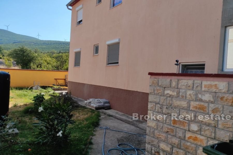 014 2114 02 Zadar apartment house with sea view for sale