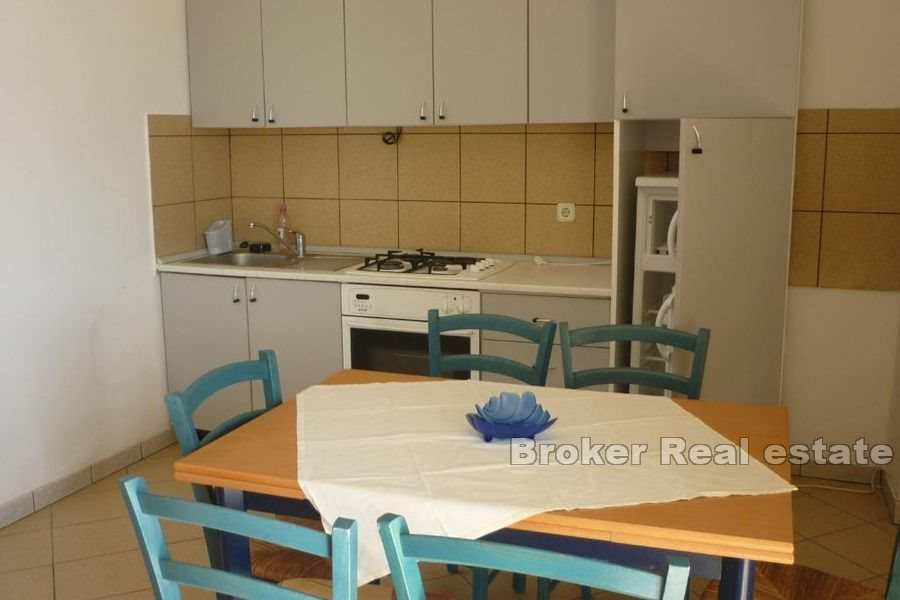 005 5064 30 Pag apartment house near the sea for sale