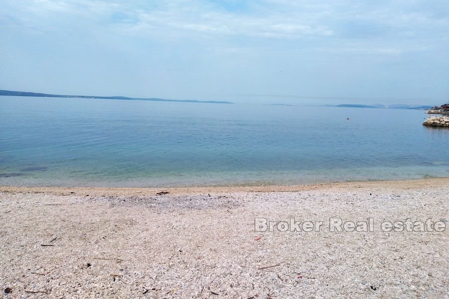 010 5101 30 Omis apartment first row to the sea for sale