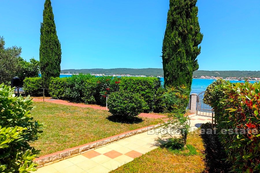 005 2021 306 near zadar house first row to the sea for sale