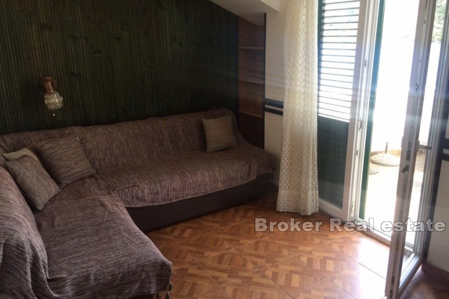 011 2041 38 Rogoznica house in the first row to the sea for sale