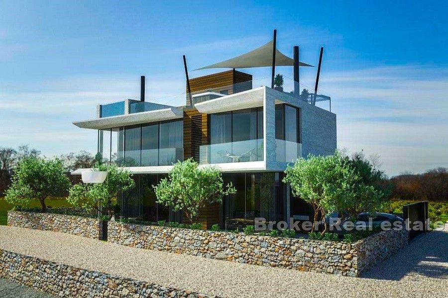005 2021 315 Zadar villa first row to the sea for sale