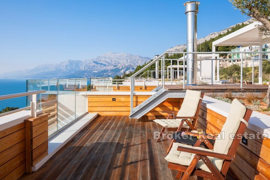 016 2030 37 Omis Villa with pool for sale