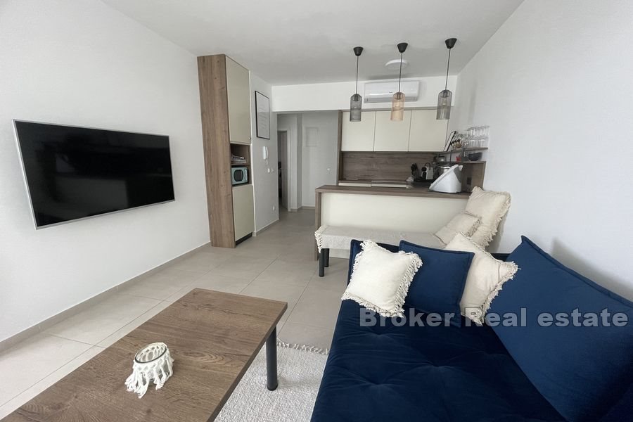 002 2035 51 Ciovo apartment with sea view for sale