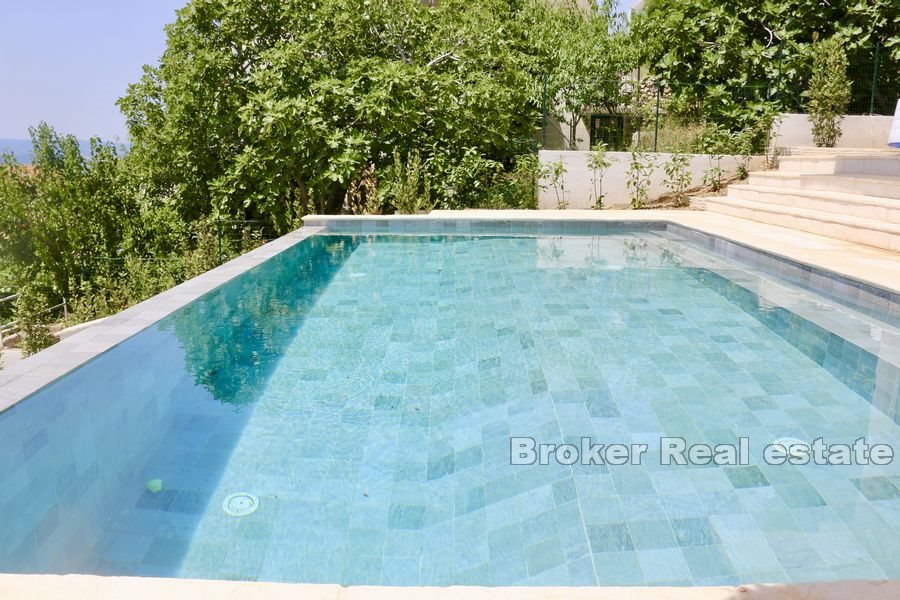 003 5165 30 Omis villa with pool for sale