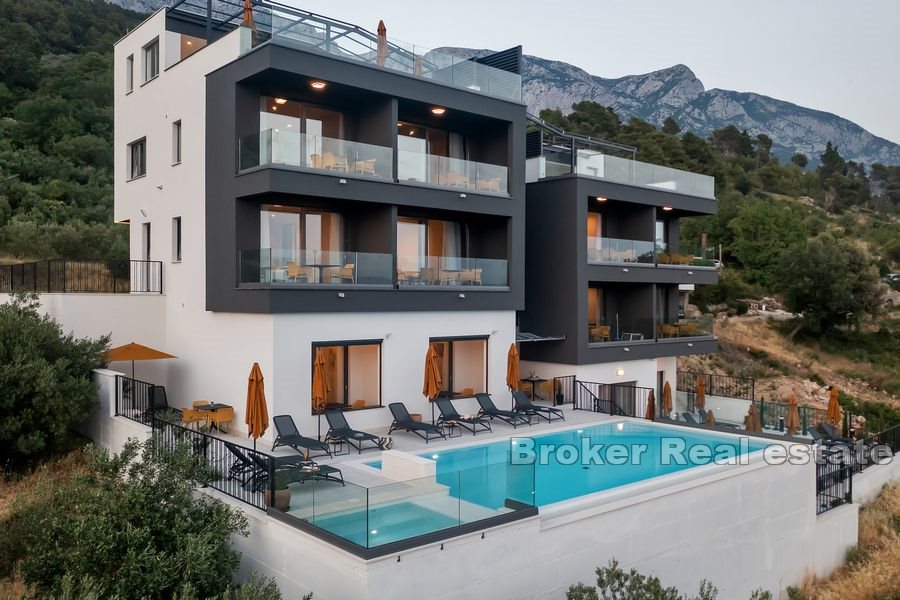 001 5174 30 Makarska property with pool and sea view for sale1