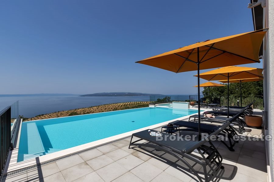 005 5174 30 Makarska property with pool and sea view for sale
