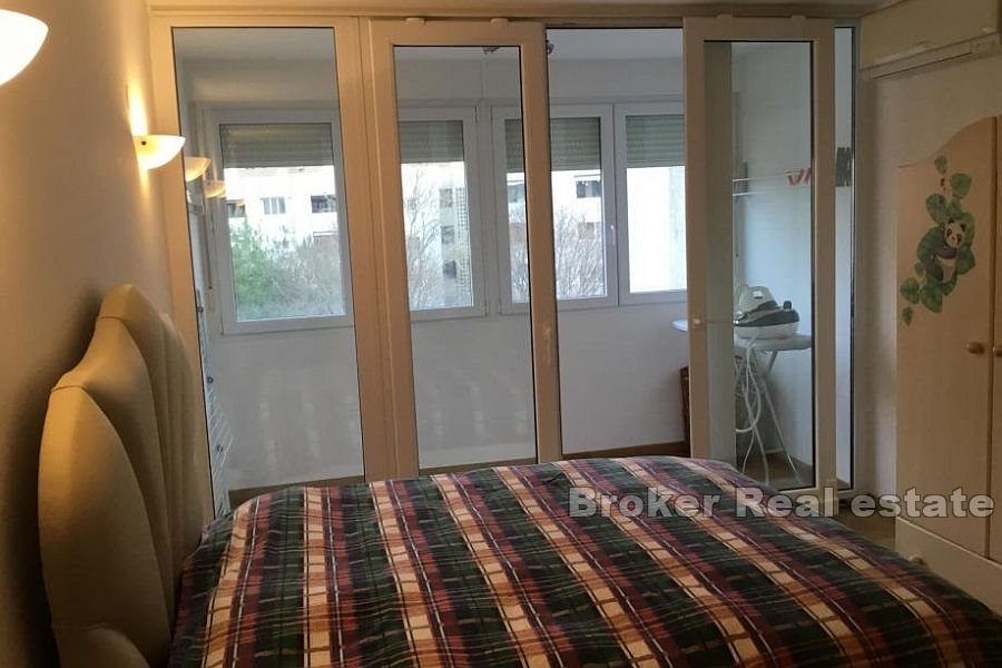 002 2038 44 Split two room apartment for sale